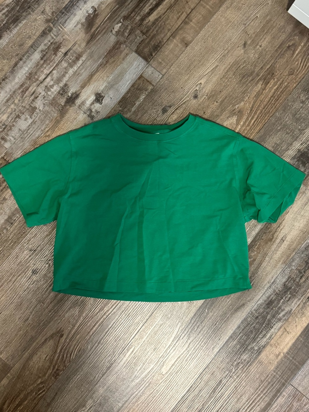 Lululemon all yours organic cotton cropped t-shirt